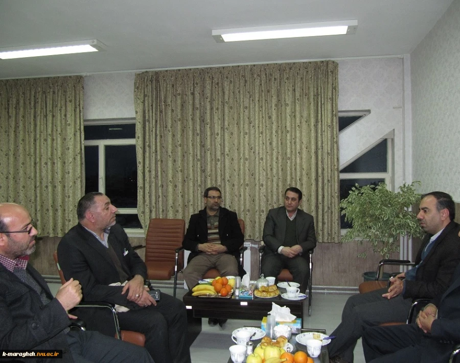 حضور معاونت اداره کل و رئیس اداره صنایع و معادن شهرستان مراغه در محل آموزشکده 2