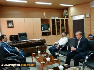 حضور دکتر اعظمی رئیس آموزشکده در دانشگاه پیام نور مرکز مراغه جهت تبریک به آقای دکتر بلال پناهی ریاست جدید مرکزمراغه