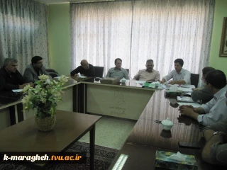نشست کمیته ثبت نام در خصوص دانشجویان جدید الورود سال 98