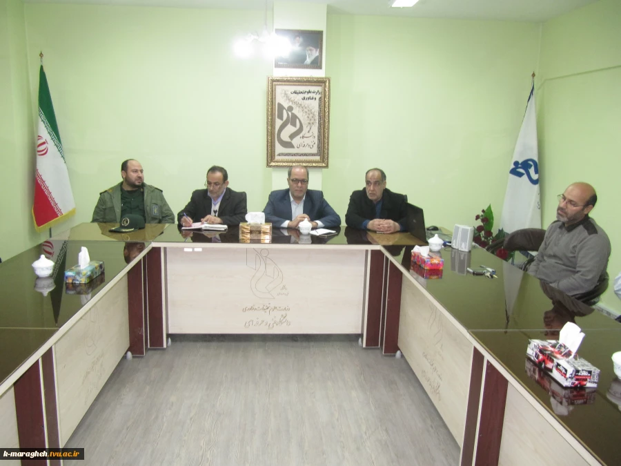 نشست بسیج کارمندی کارکنان دانشکده فنی و کشاورزی مراغه بمناسبت دهه فجر 2