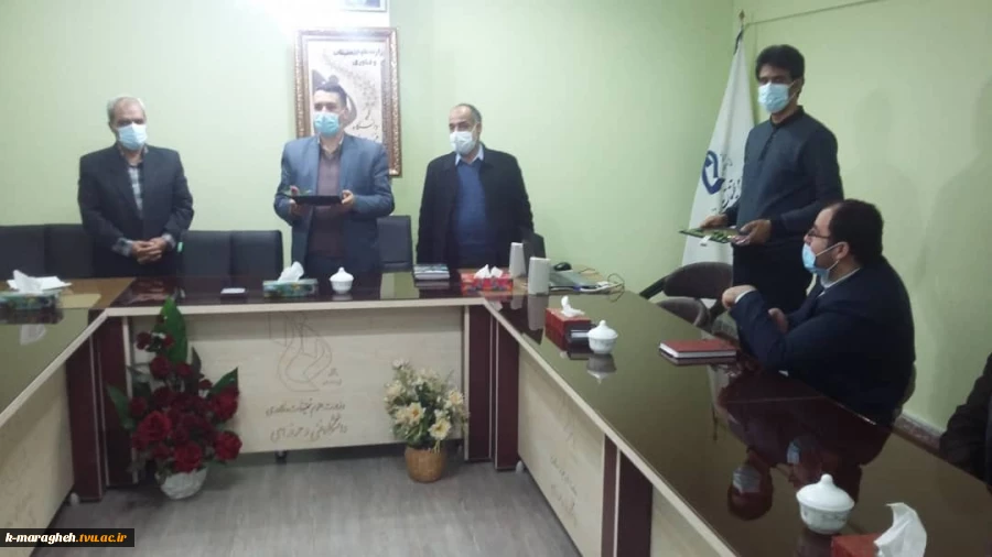 نشست بسیج کارمندی بمناسبت بزرگداشت هفته بسیج 8