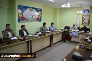 جلسه توجیهی با سرگروههای  آموزشی در خصوص آزمون پایان ترم دروس بصورت حضوری 4