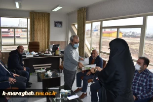 مراسم تجلیل و قدردانی از همکاران امور مالی دانشکده بمناسبت بزرگداشت روز حسابدار 9