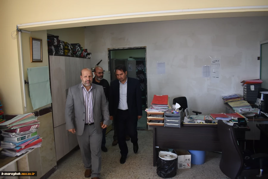 بازدید دکتر محمدرضا جلیلی معاونت محترم فرهنگی و دانشجویی دانشگاه فنی و حرفه ای کشور و دکتر ابراهیم احمدی ریاست محترم دانشگاه فنی و حرفه ای واحد استان آذربایجان شرقی از دانشکده 4