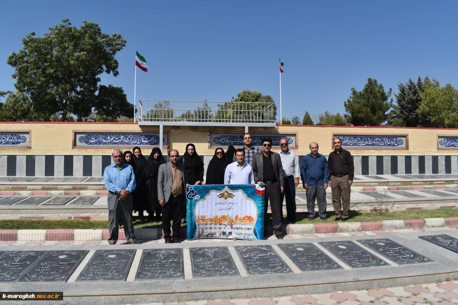 مراسم غبارروبی و گلباران مزار شهدای والامقام بمناسبت بزرگداشت هفته دفاع مقدس 2