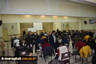بازدید سرپرست دانشکده از روند برگزاری امتحانات نیمسال اول سالتحصیلی1403-1402 8
