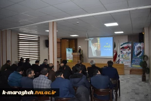 نشست روشنگری با موضوع انتخابات در ایام دهه فجر برگزار گردید.  9