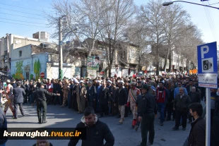 حضور پرشور دانشگاهیان آموزشکده های فنی پسران و دختران مراغه در جشن پیروزی انقلاب و راهپیمایی یوم‌الله 22 بهمن

 5