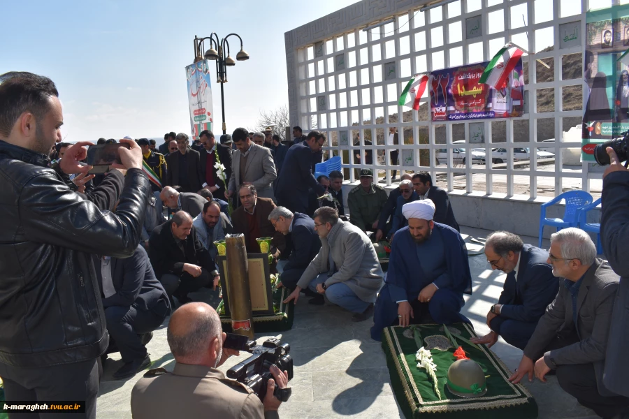 حضور سرپرست و جمعی از کارکنان آموزشکده فنی و کشاورزی مراغه در مراسم بزرگداشت شهداء 10
