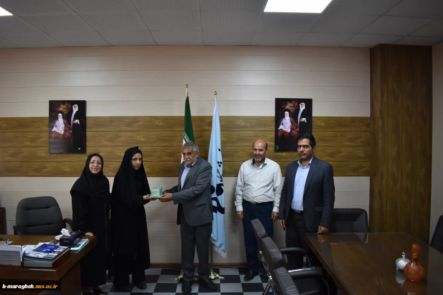 به مناسبت 26 مرداد ماه سالروز بازگشت آزادگان از رزمندگان و ایثارگران آموزشکده های ملی مهارت مراغه تجلیل به عمل آمد  6