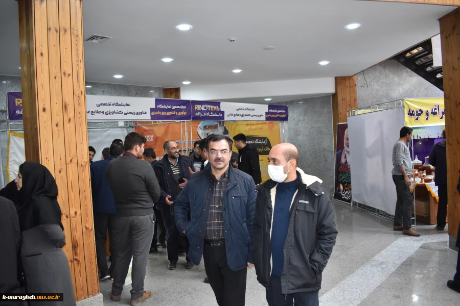 بازدید ریاست بهمراه جمعی از دانشجویان و اساتید آموزشکده ملی مهارت واحد مراغه از نمایشگاه رینوتکس 5