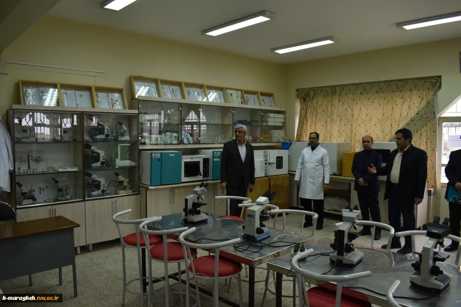 بازدید فرماندار ویژه شهرستان مراغه از آموزشکده ملی مهارت واحد مراغه
 8