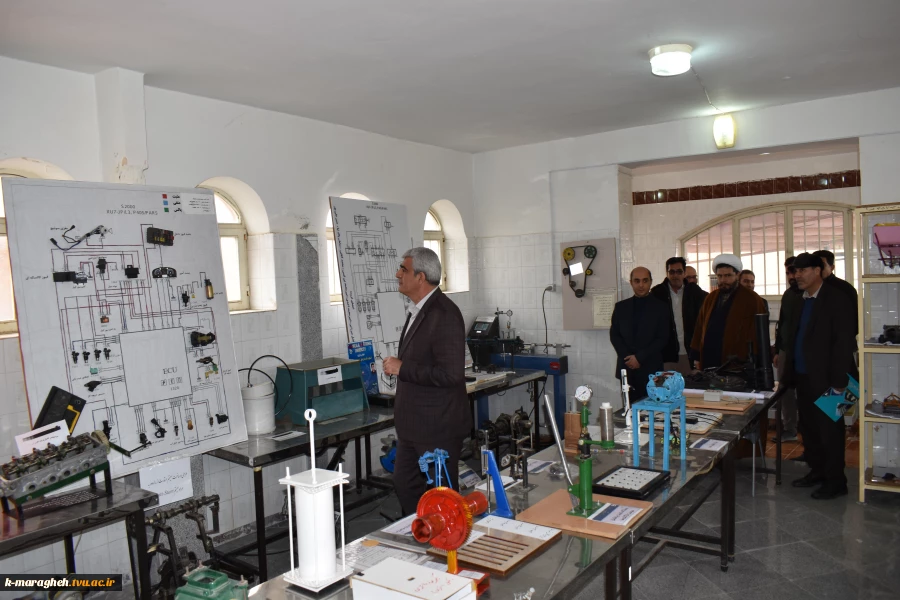 بازدید فرماندار ویژه شهرستان مراغه از آموزشکده ملی مهارت واحد مراغه
 12
