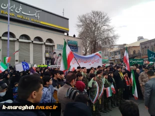 حضور پرشور دانشگاهیان آموزشکده ملی مهارت واحد مراغه در جشن پیروزی انقلاب و راهپیمایی یوم‌الله ۲۲ بهمن 4