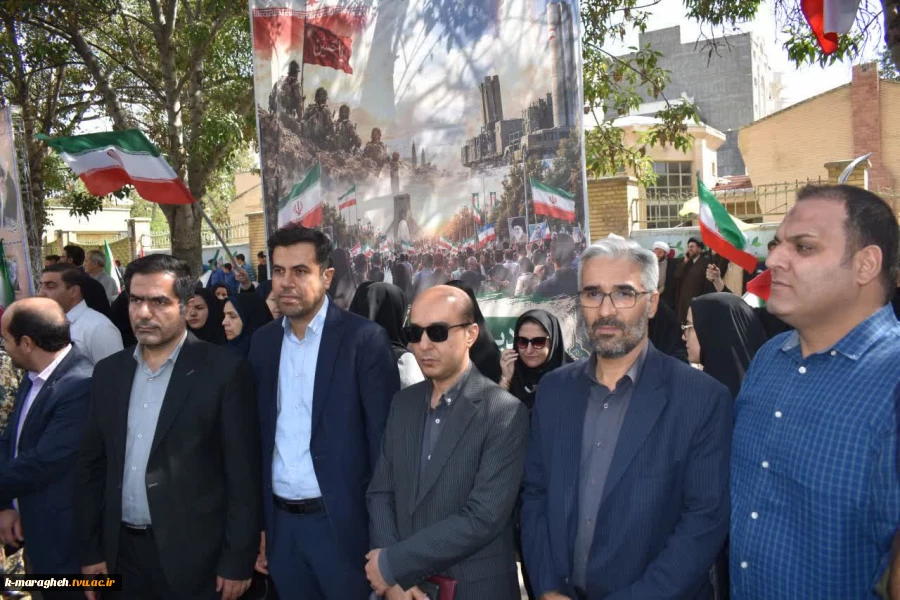 حضور مقتدرانه جانفدایان میهن در مراسم بزرگداشت هفته دفاع مقدس
 5
